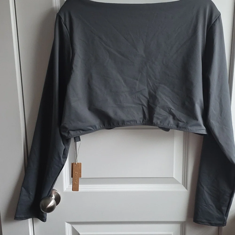 SKIMS Recycled Swim Long Sleeve Shrug Gunmetal 4X G160
